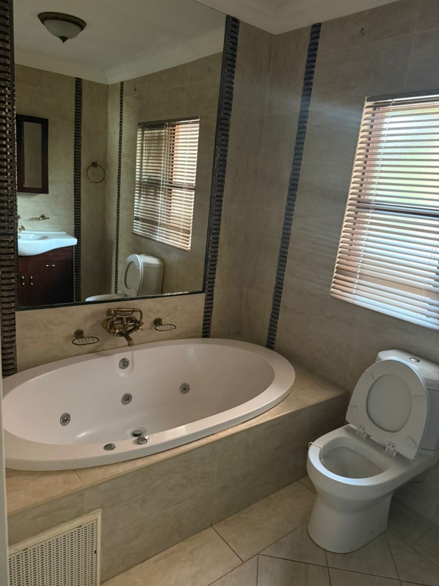  Bedroom Property for Sale in Miederpark North West